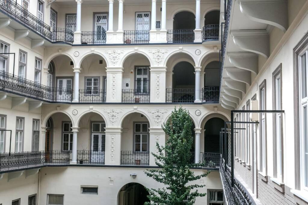 Your Gorgeous And Spacious Dream Home Free Parking Budapesta Exterior foto
